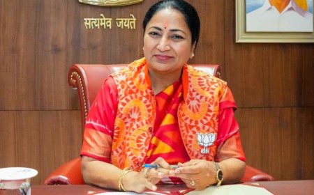 Delhi Water Bill: दिल्लीवासियों को सीएम रेखा की बड़ी सौगात ! बकाया पानी के बिल होगा माफ