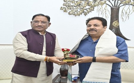 रायपुर : मुख्यमंत्री  साय से बीसीसीआई उपाध्यक्ष  राजीव शुक्ला ने की सौजन्य मुलाकात