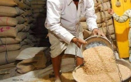 Ration Card : राशन कार्ड धारियों के लिए सिर दर्द बना OTP, ग्रामीणों ने सरकार से लगाई गुहार