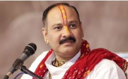 शिव कथा वाचक प्रदीप मिश्रा की मुश्किलें बढ़ीं, चित्रगुप्त पर टिप्पणी के विरोध में प्रदर्शन तेज!