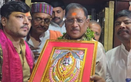 ‘काशी के कोतवाल’ श्री काल भैरव जी के दरबार में मुख्यमंत्री विष्णुदेव साय ने की पूजा-अर्चना