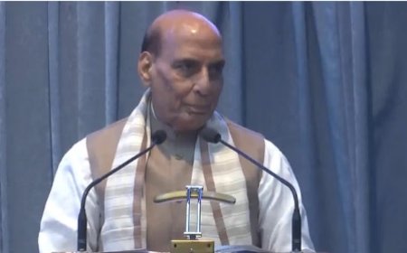 रक्षा बजट, आत्मनिर्भरता और नई रणनीति: नियंत्रक सम्मेलन में बोले राजनाथ सिंह