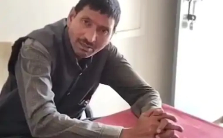 CG NEWS : नशे में धुत टीचर पहुंचा स्कूल, खुद की सस्पेंड होने की बात, कहा- आधी सैलरी तो मिलेगी ही….