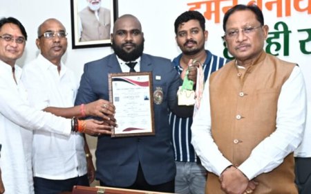 छत्तीसगढ़ के प्रेम राजन रौतिया ने इंटरनेशनल पावरलिफ्टिंग में दिलाया स्वर्ण पदक, मुख्यमंत्री साय से की मुलाकात