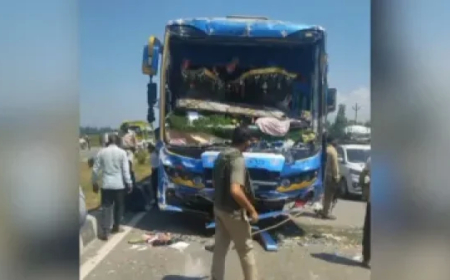 अमरनाथ यात्रा में फिर हादसा : काफिले की तीन बसें आपस में टकराई, 10 से अधिक श्रद्धालु घायल