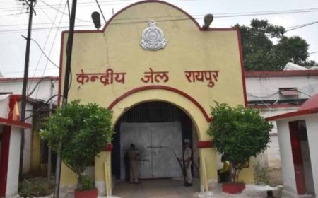 रायपुर सेंट्रल जेल में बंद कांग्रेस नेता पर ब्लेड से ताबड़तोड़ वार, देर रात में अस्पताल में किया गया भर्ती