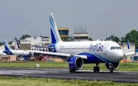 तिरुपति से हैदराबाद जाने वाली इंडिगो की फ्लाइट की इमरजेंसी लैंडिंग ,उड़ान भरने के बाद 40 मिनट तक आसमान में मंडराता रहा