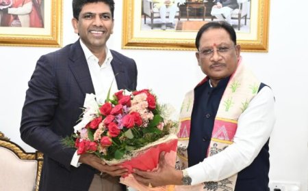 CM साय से केंद्रीय मंत्री डॉ. पेम्मासानी की मुलाकात – माओवादी क्षेत्रों में विकास व महिला सशक्तिकरण पर चर्चा