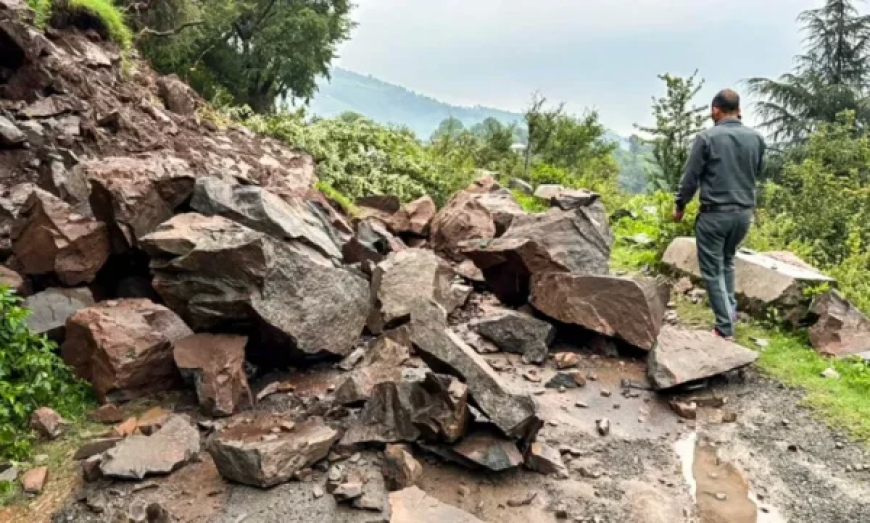 हिमाचल प्रदेश में मची तबाही : 17 जगह बादल फटे; 18 लोगों की मौत, दर्जनों लोग घायल, 34 लोग लापता