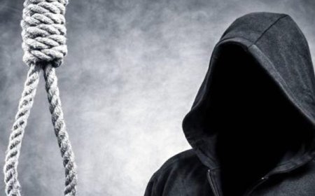 CG Crime : राजधानी में स्कूल बिल्डिंग के पीछे पेड़ से लटका मिला नाबालिग का शव, इलाके में सनसनी