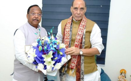 मंत्री रामविचार नेताम ने केन्द्रीय रक्षा मंत्री राजनाथ सिंह से दिल्ली में की मुलाकात,ऑपरेशन “सिंदूर” की सफलता की दी बधाई