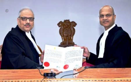 न्यायमूर्ति रविन्द्र कुमार अग्रवाल होंगे छत्तीसगढ़ उच्च न्यायालय के स्थायी न्यायाधीश,मुख्य न्यायाधीश रमेश सिन्हा ने दिलाई शपथ