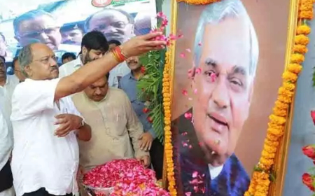अटल जी की पुण्यतिथि पर MP बृजमोहन अग्रवाल का नमन, बताया राष्ट्र का सच्चा सपूत