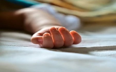 आंगनबाड़ी में हादसा : तीन साल के बच्ची के ऊपर गिरा डीजे का पाइप, मासूम की दर्दनाक मौत