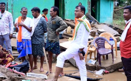 PCC चीफ़ पहुंचे बस्तर,बाढ़ प्रभावित क्षेत्रों का लिया जायजा,सरकार से तुरंत मुआवजा देने की मांग