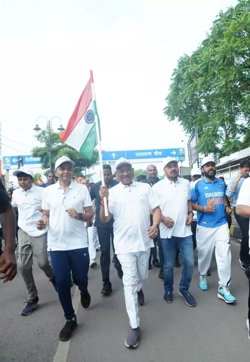 रायपुर में CM विष्णुदेव साय ने निकाली भव्य तिरंगा यात्रा, उमड़ा जनसैलाब
