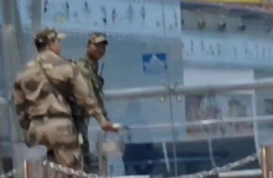 Raipur News: रायपुर एयरपोर्ट पर लावारिस बैग मिलने से मचा हड़कंप, सुरक्षाकर्मी हुए अलर्ट