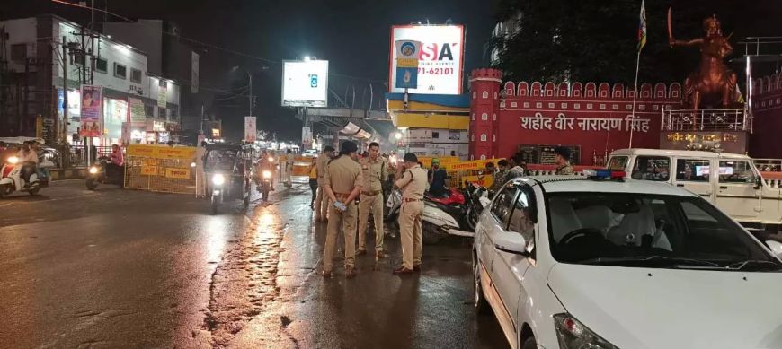 गणेश स्थापना पर पुलिस कप्तान का देर रात गश्त, रायपुर में बढ़ी सुरक्षा