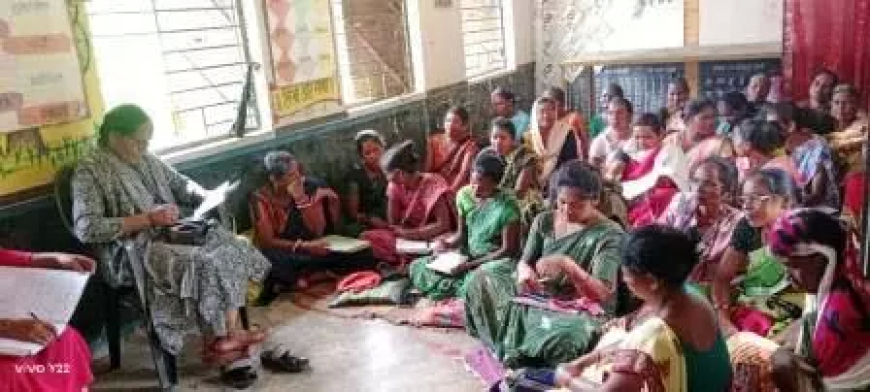 छत्तीसगढ़ रजत महोत्सव: आंगनबाड़ी में पोषण मेला और महिला जागृति शिविर