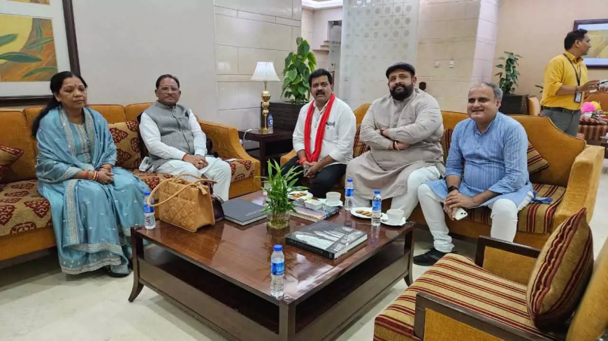 सीएम विष्णुदेव साय विदेश दौरा समाप्त कर स्वदेश लौटे